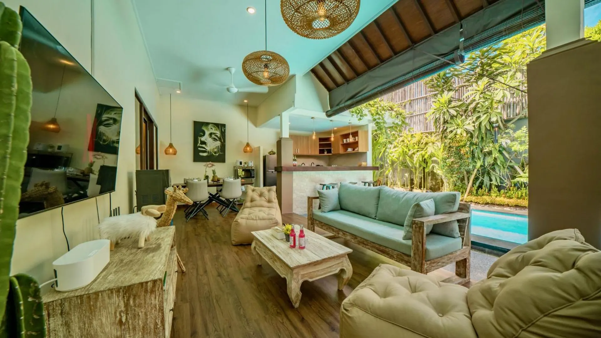 Villa Kiwi Seminyak